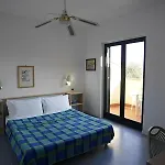 Tra Ulivi E Mare Appartement *