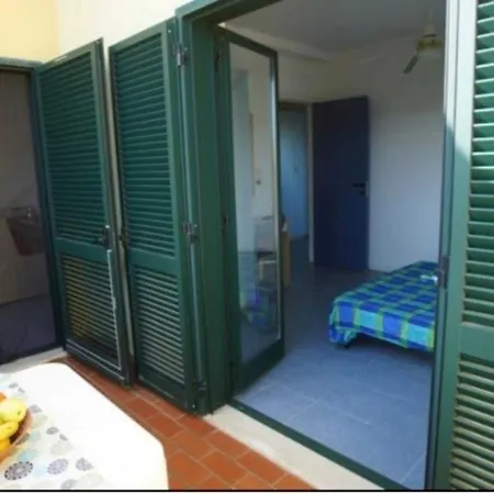 Apartamento Tra Ulivi E Mare