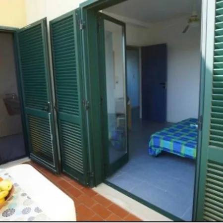 Apartamento Tra Ulivi E Mare